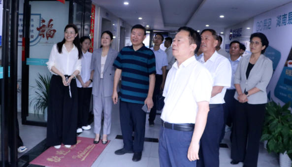 茶产业首个政协委员工作室落户湖南省现代黑茶产业研究院！